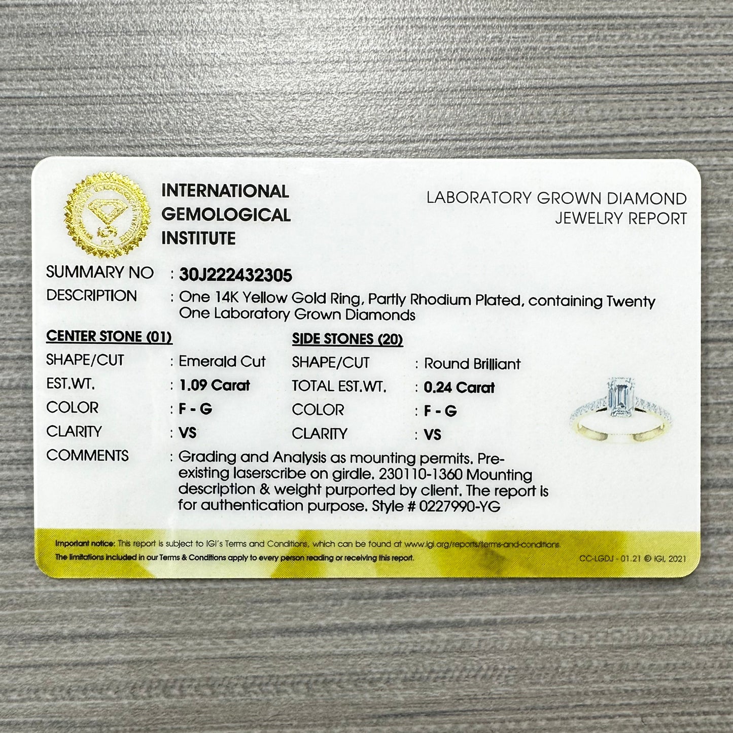 1.25 CTW Emerald Lab Grown Diamond Ring in Yellow Gold