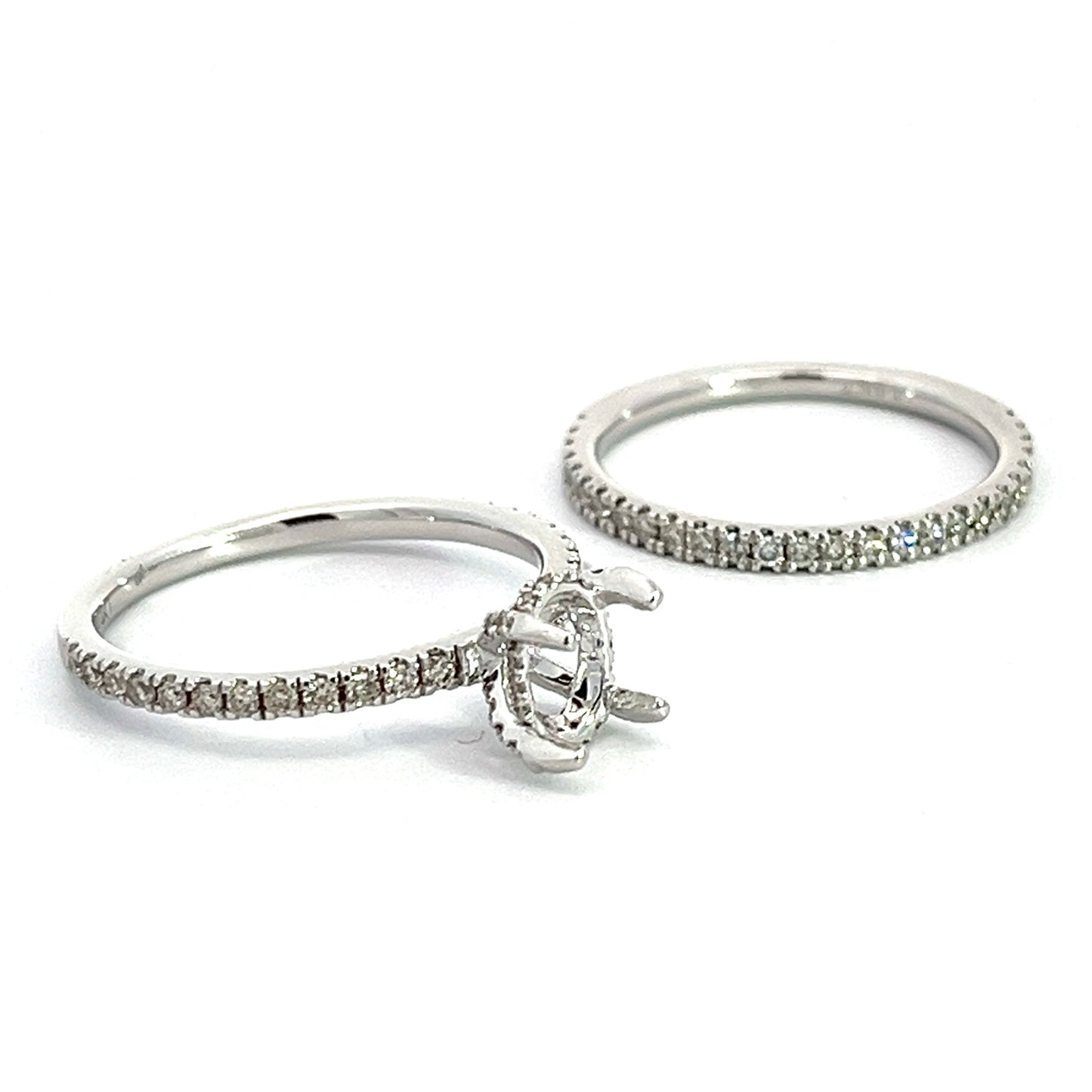 Oval Diamond Wedding Set Mounting in White Gold
