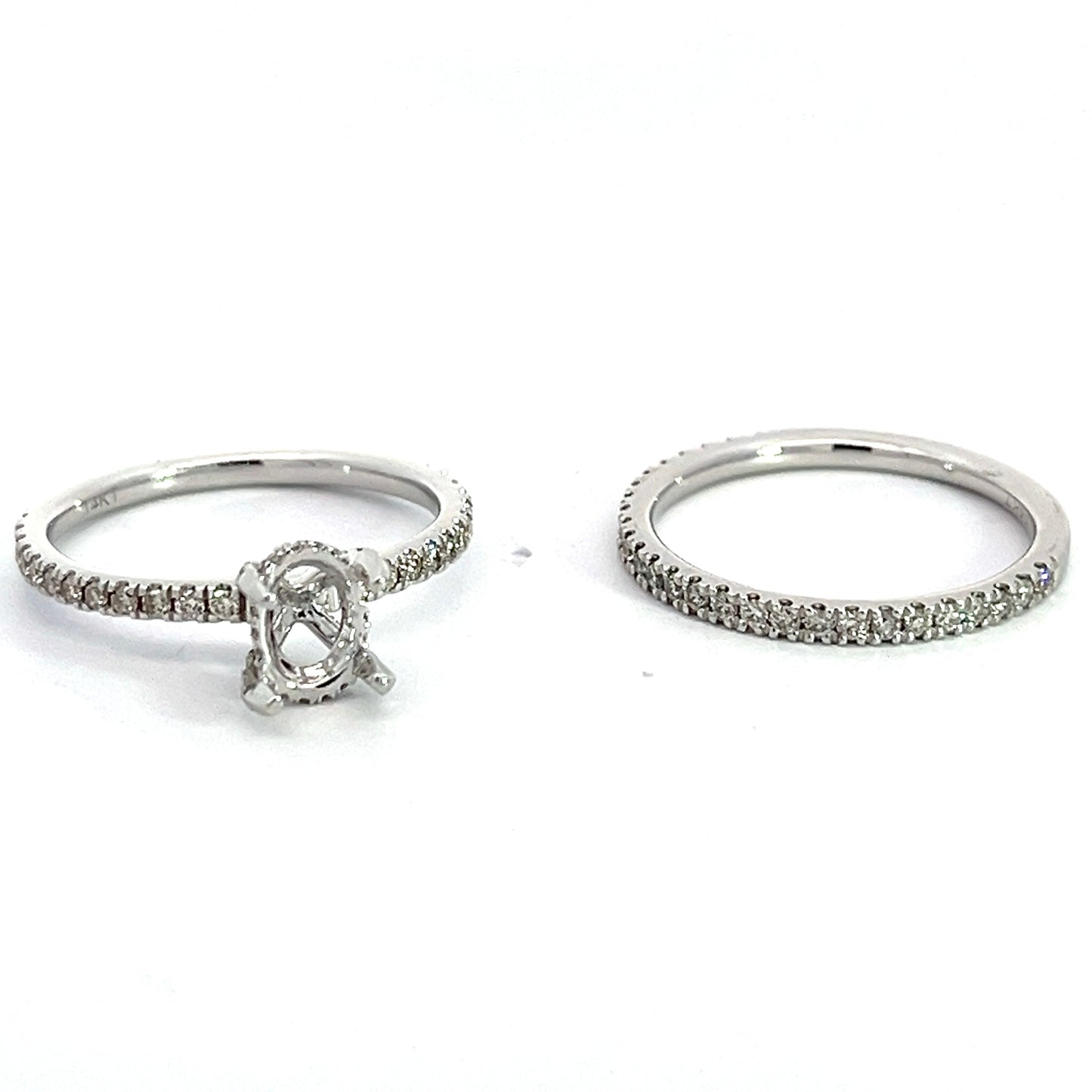 Oval Diamond Wedding Set Mounting in White Gold