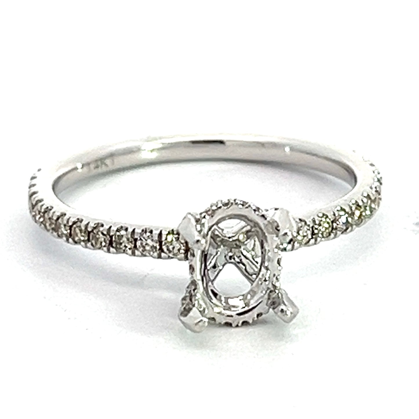 Oval Diamond Wedding Set Mounting in White Gold