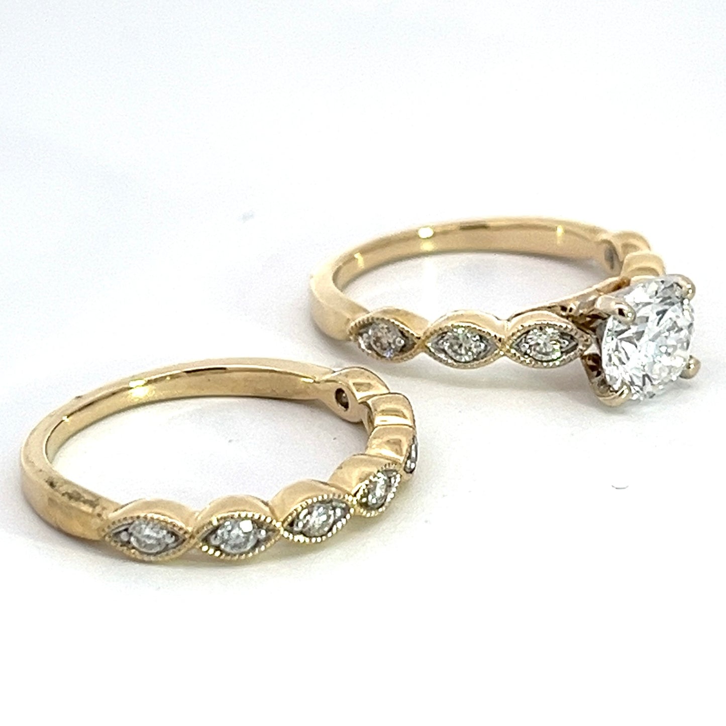 1.00 CT Round Lab Grown Diamond 0.42 CTW Mounting Yellow Gold Wedding Set