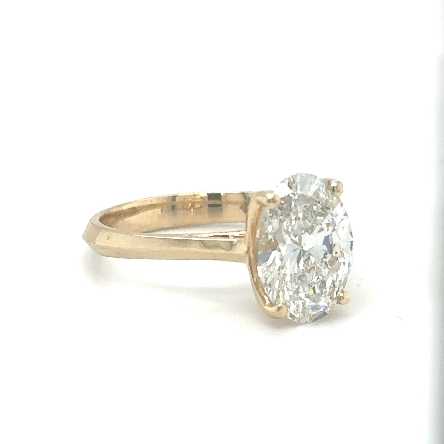 Yellow Gold 14Kt 3.00CT Oval Diamond Solitaire Ring